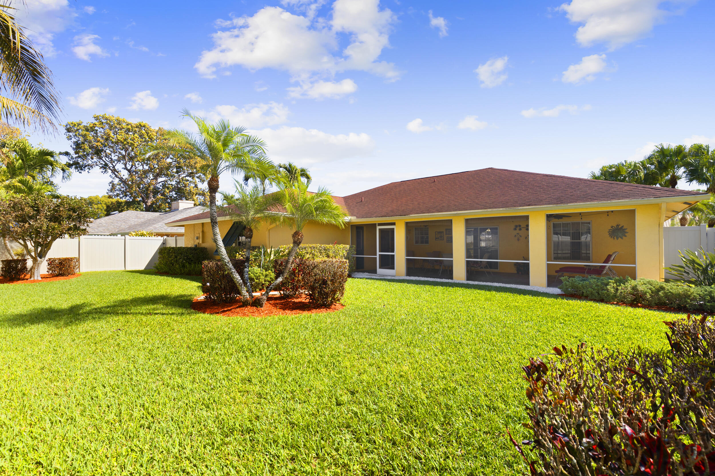 Sugar Pond Manor of Wellington - Residential