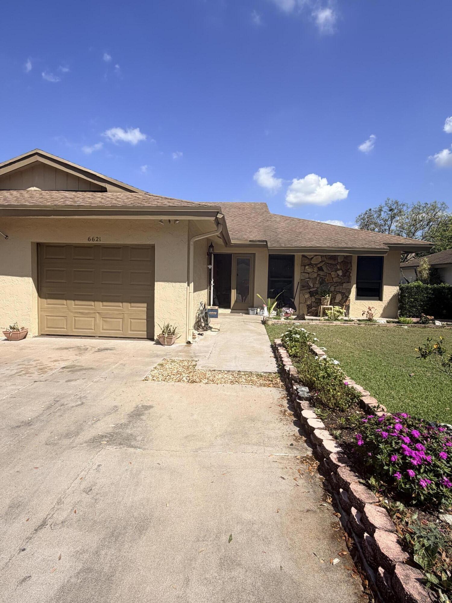 POLYNESIAN VILLAS - Residential