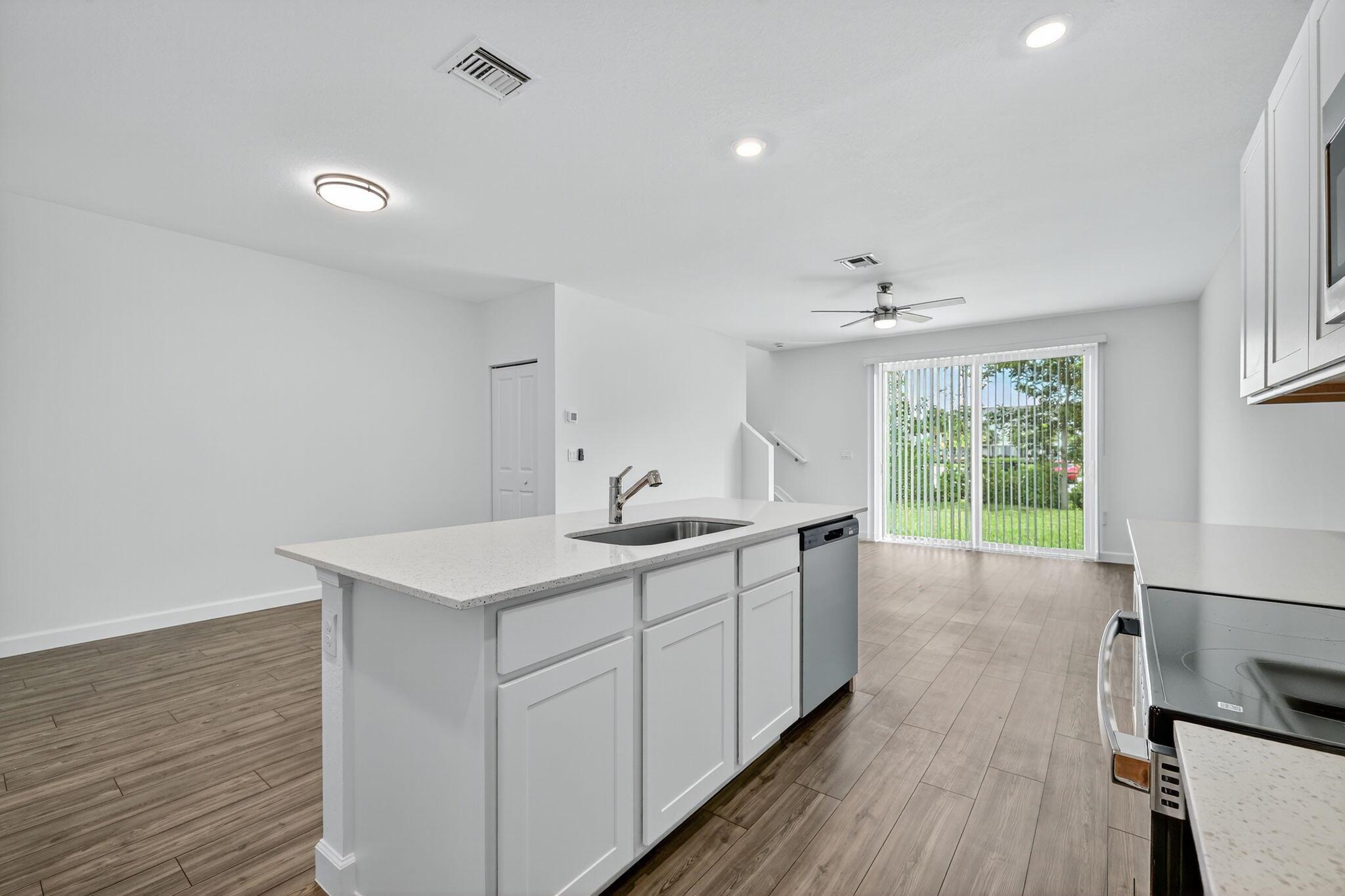 VERANDA PLAT NO. 9 - Residential Lease