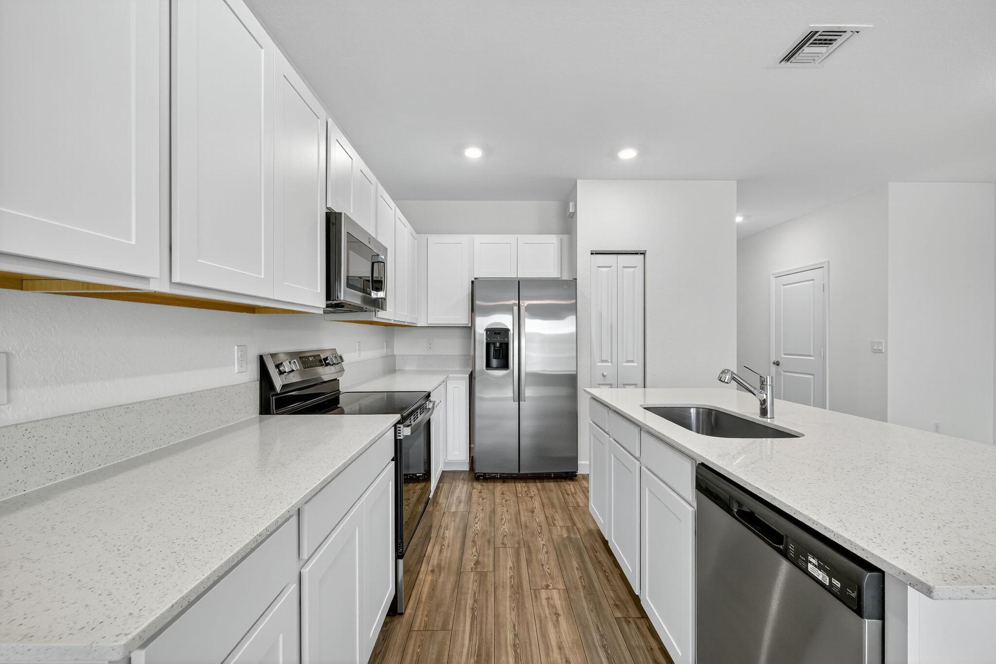 VERANDA PLAT NO. 9 - Residential Lease