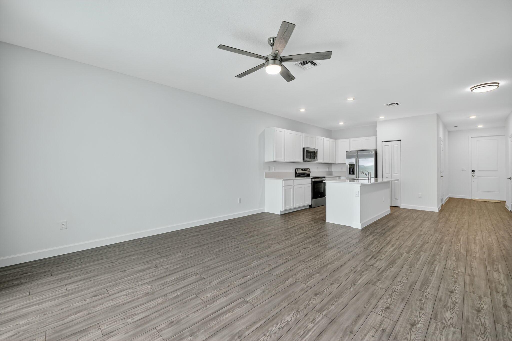 VERANDA PLAT NO. 9 - Residential Lease