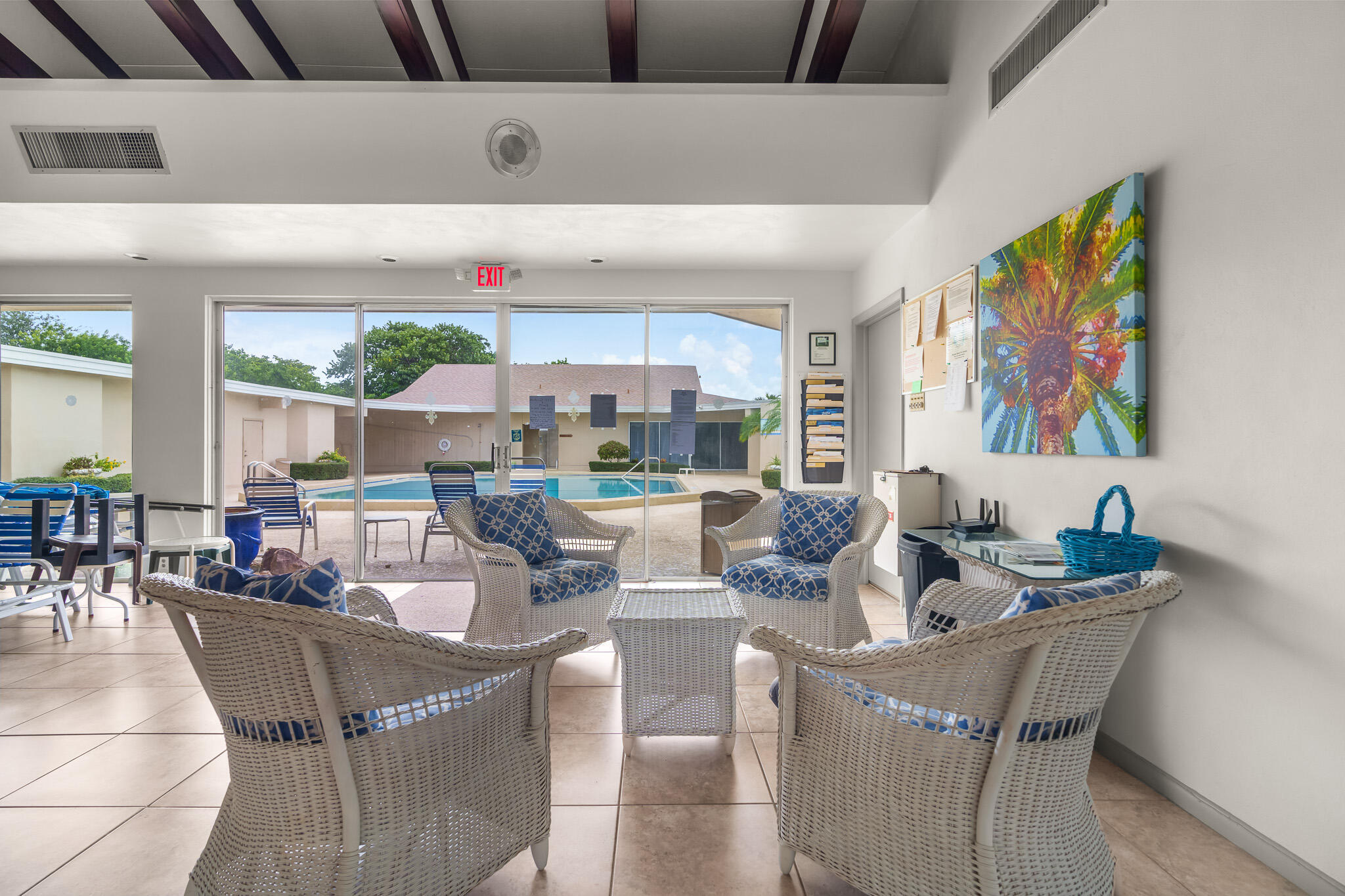 FOUR SEA SUNS CONDO - Residential Lease