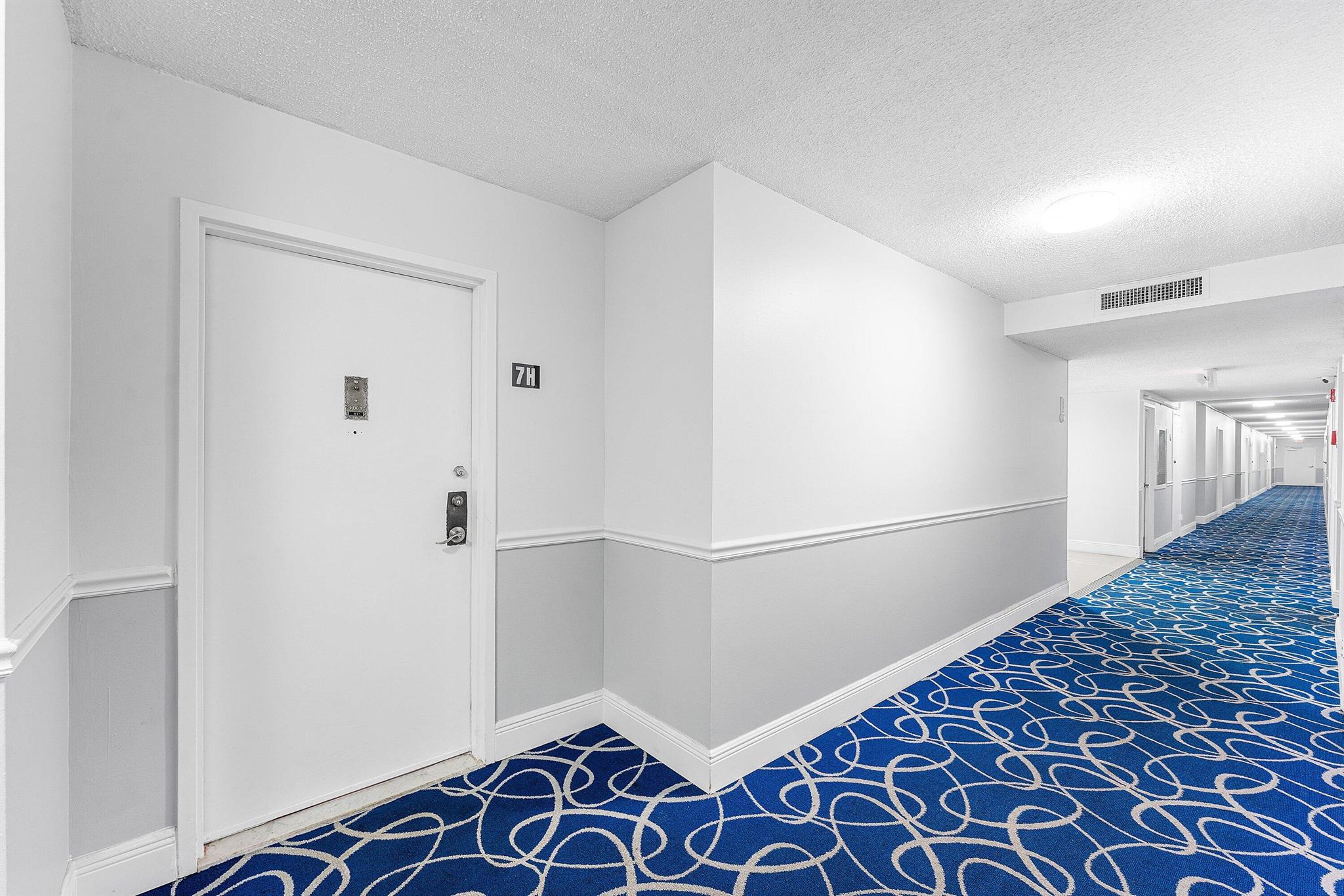 ALLINGTON TOWERS CONDO - Residential