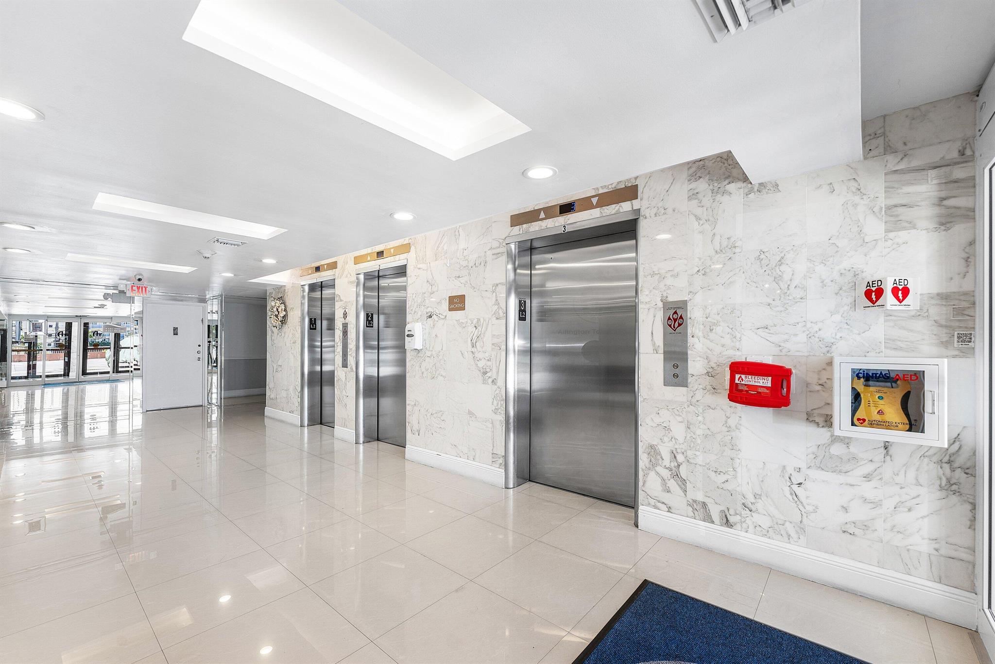 ALLINGTON TOWERS CONDO - Residential
