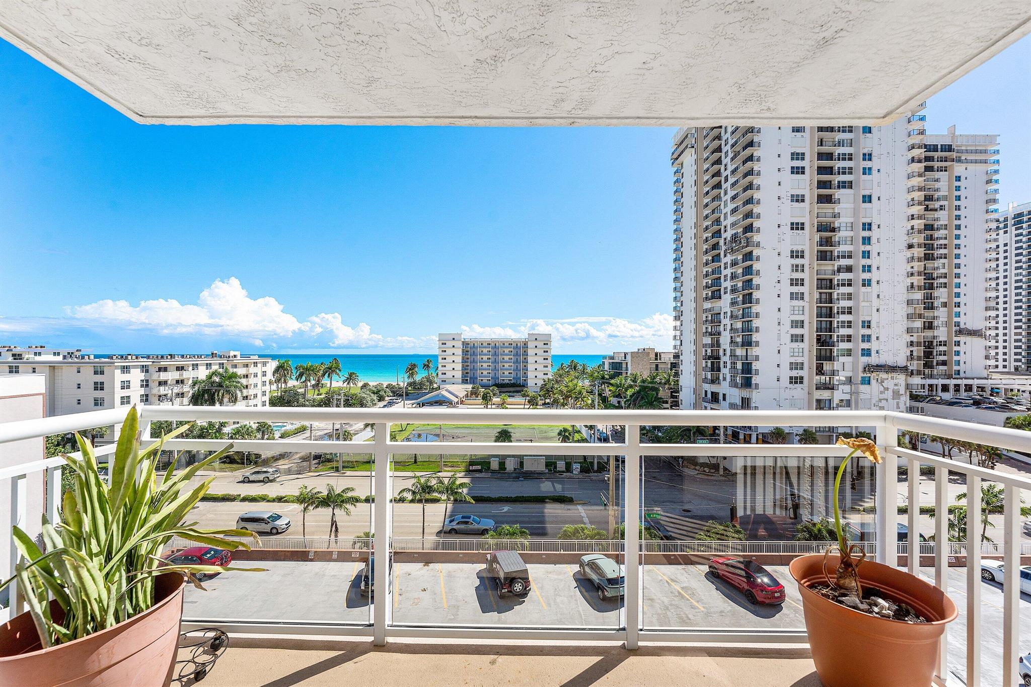 ALLINGTON TOWERS CONDO - Residential