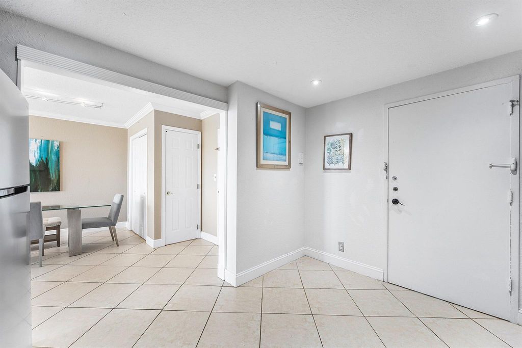 Photo of 1600 S Ocean Drive #7h, Hollywood, FL 33019 (MLS # R11132715)
