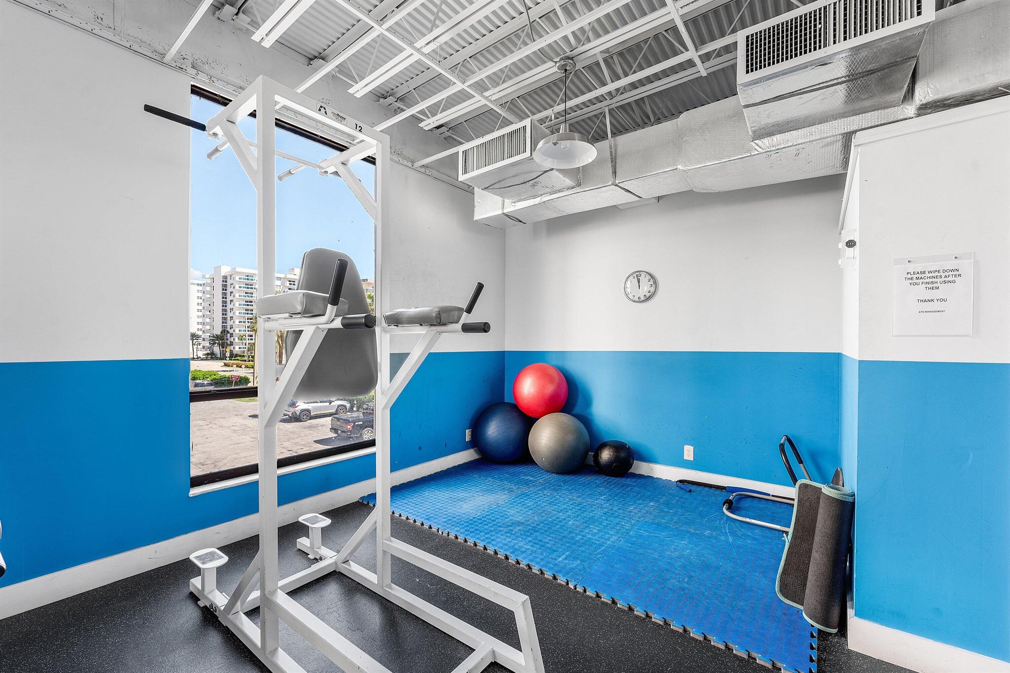 ALLINGTON TOWERS CONDO - Residential