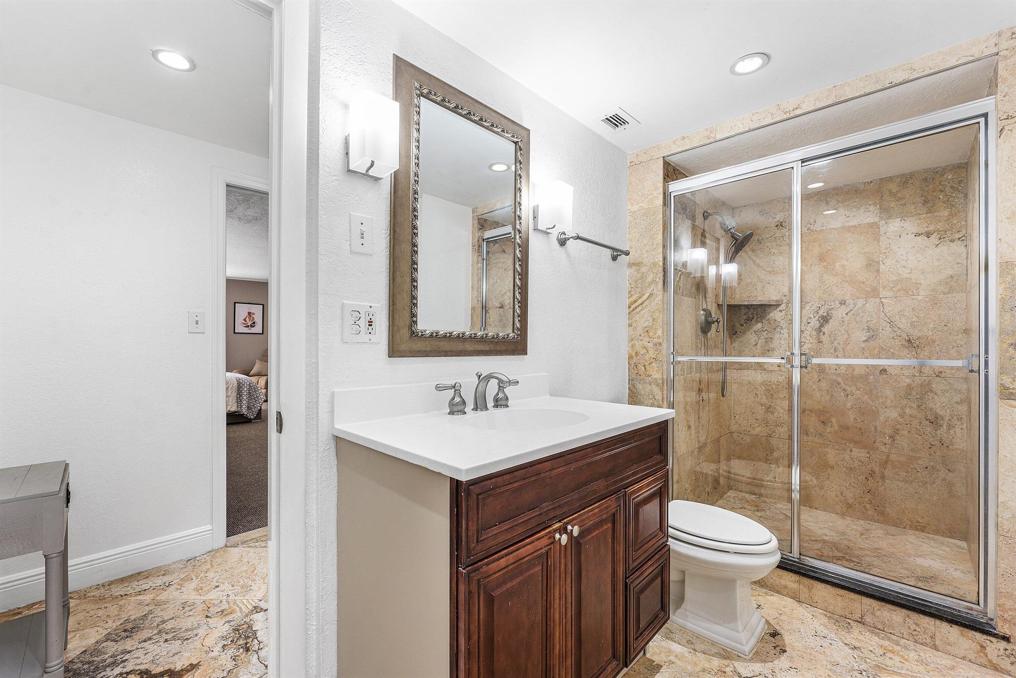 ALLINGTON TOWERS CONDO - Residential