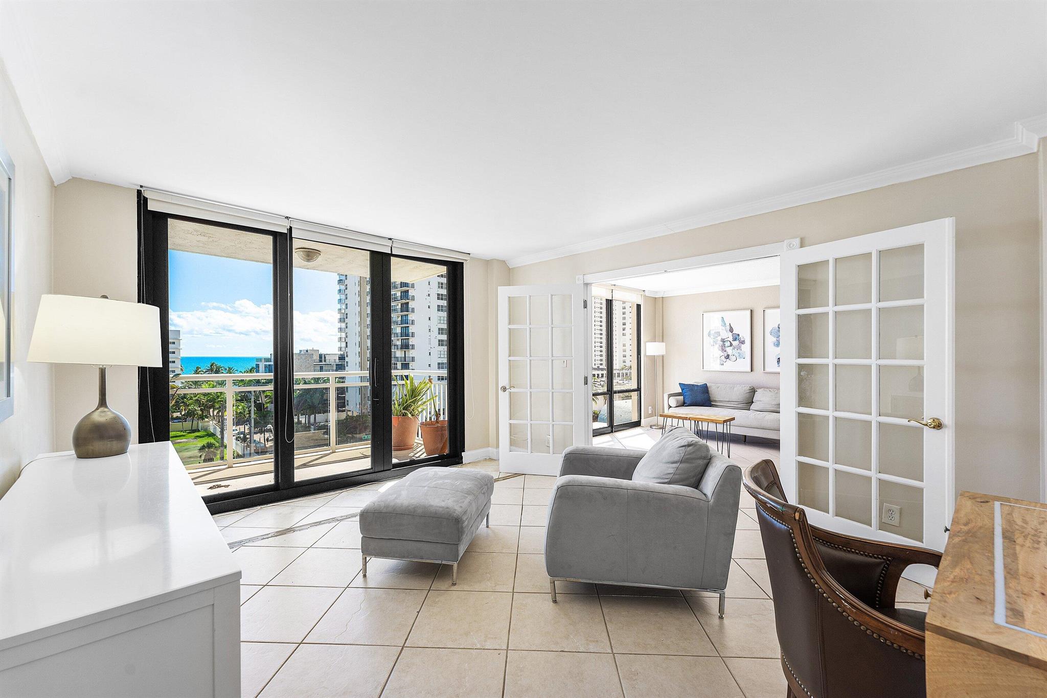 ALLINGTON TOWERS CONDO - Residential