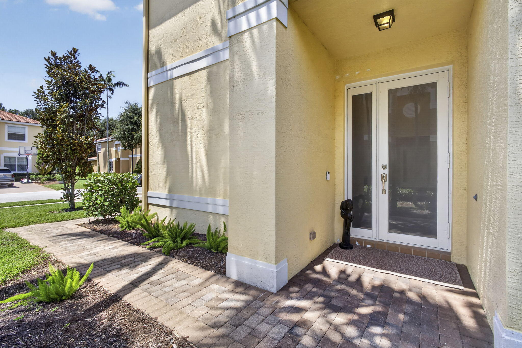7559 Spatterdock Drive