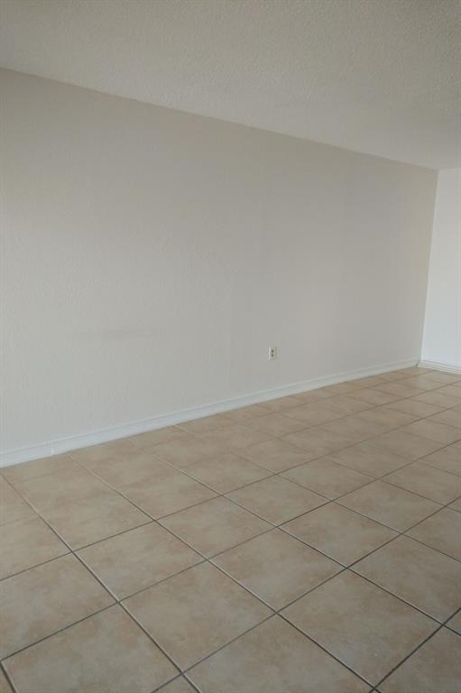 PLANTATION PINES CONDO - Residential