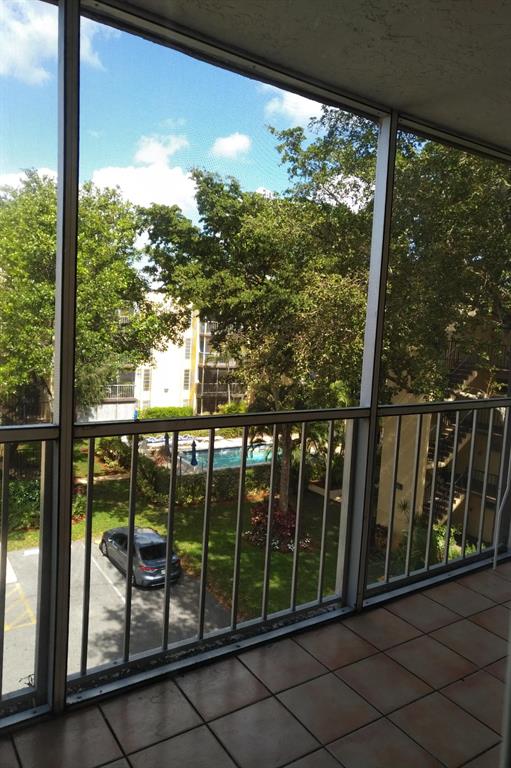 PLANTATION PINES CONDO - Residential