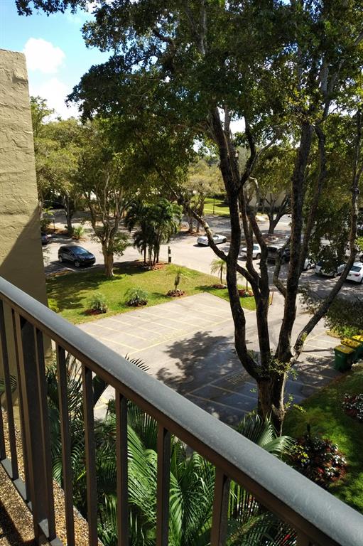 PLANTATION PINES CONDO - Residential