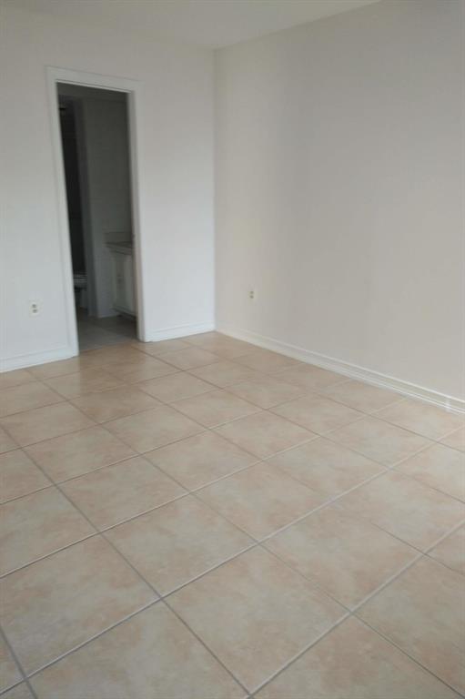 PLANTATION PINES CONDO - Residential