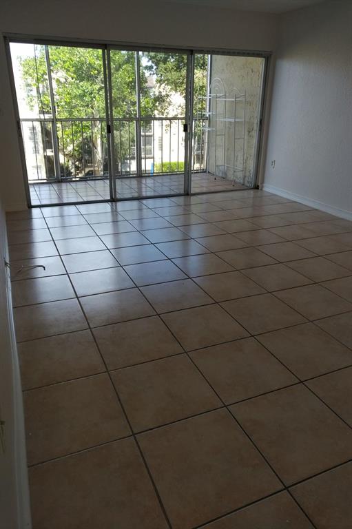 PLANTATION PINES CONDO - Residential