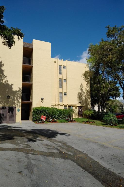 PLANTATION PINES CONDO - Residential