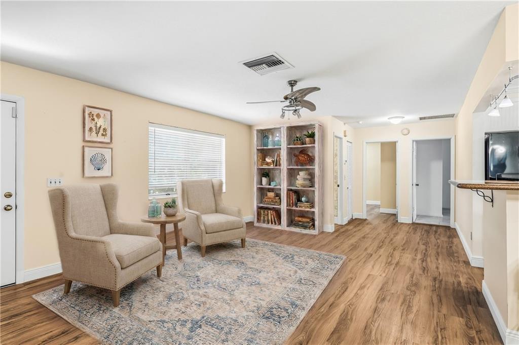 1202 SE Madison Avenue