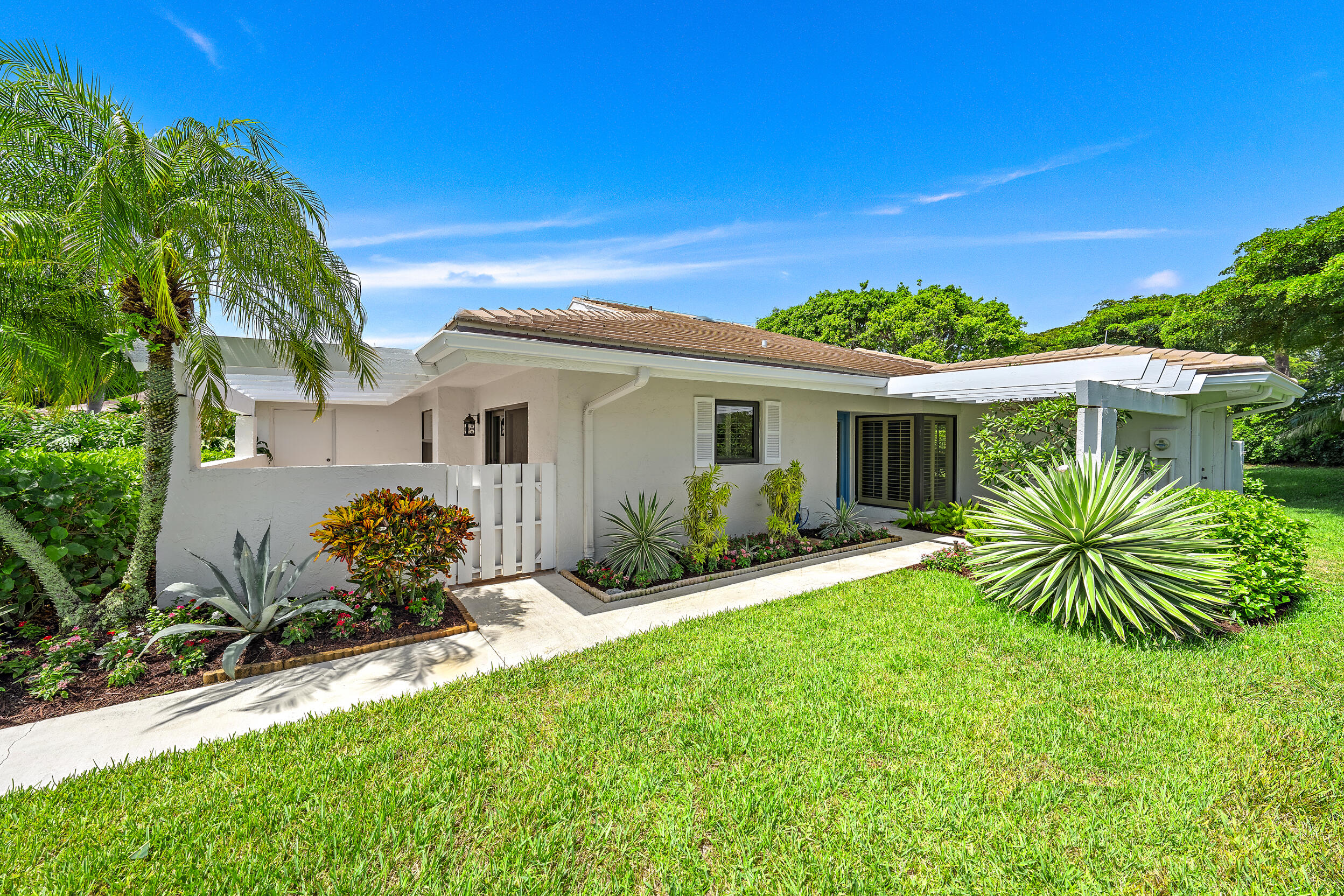 3644 Freshwater Drive