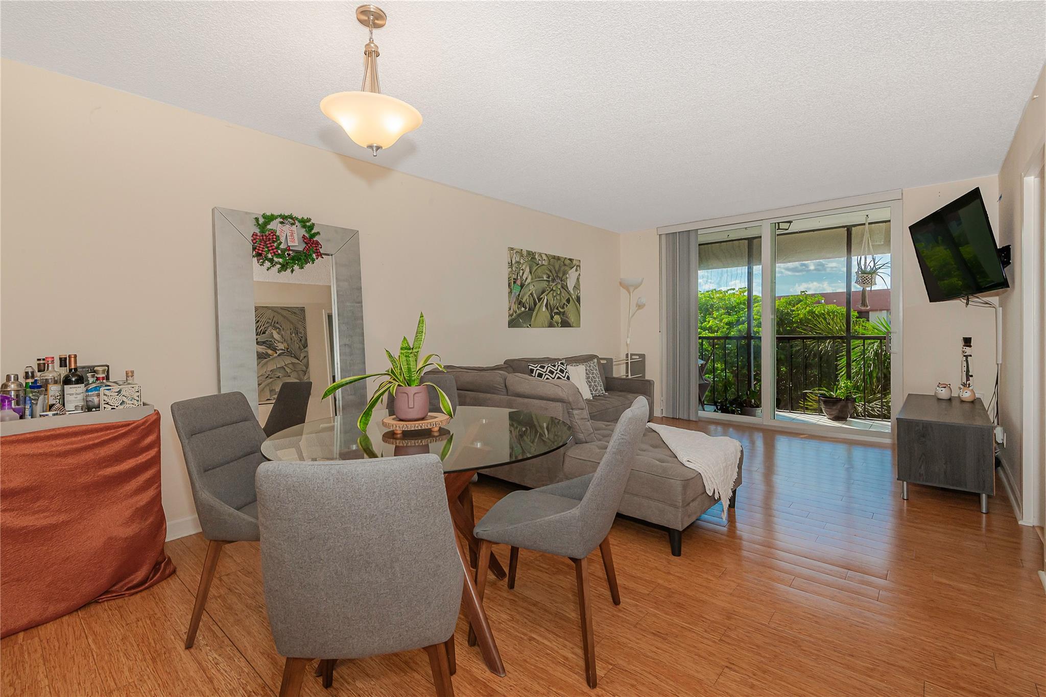 5300 NE 24 TERRACE 512