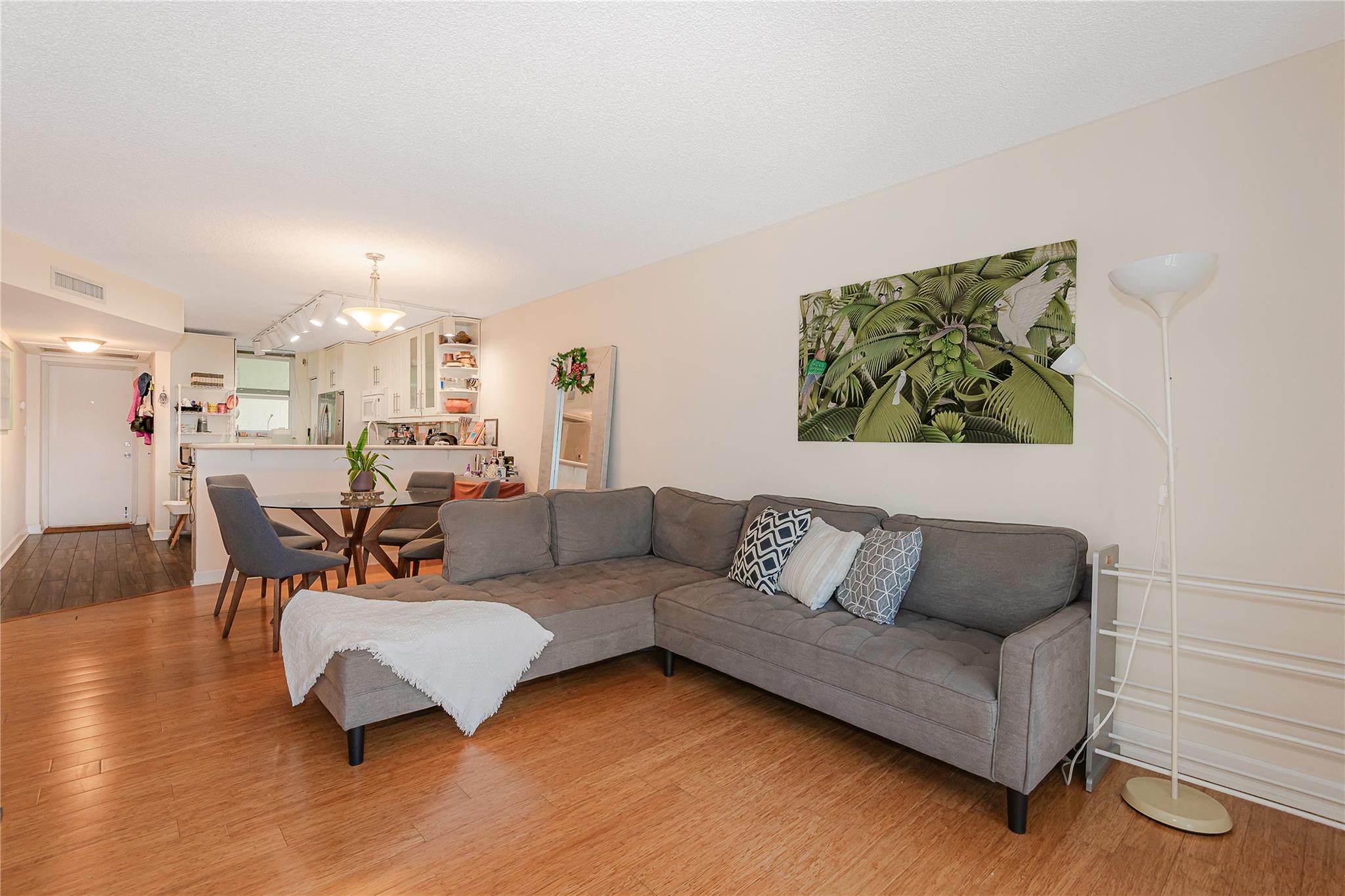 5300 NE 24 TERRACE 512