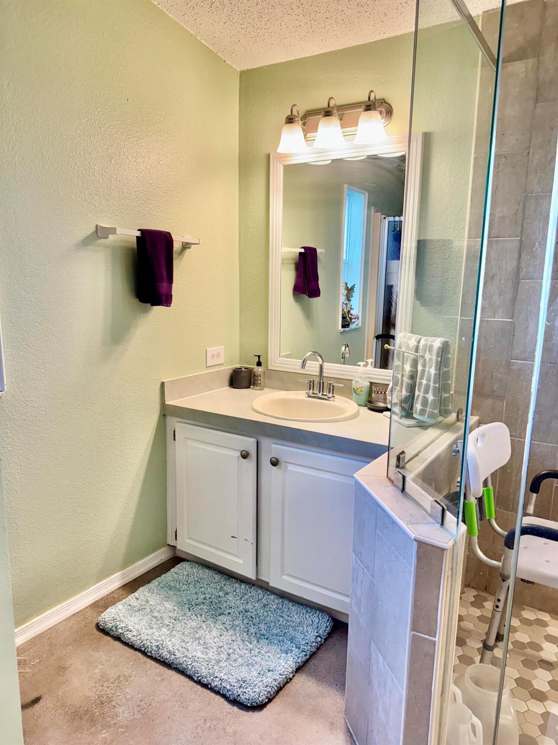 TAYLOR CREEK - Residential