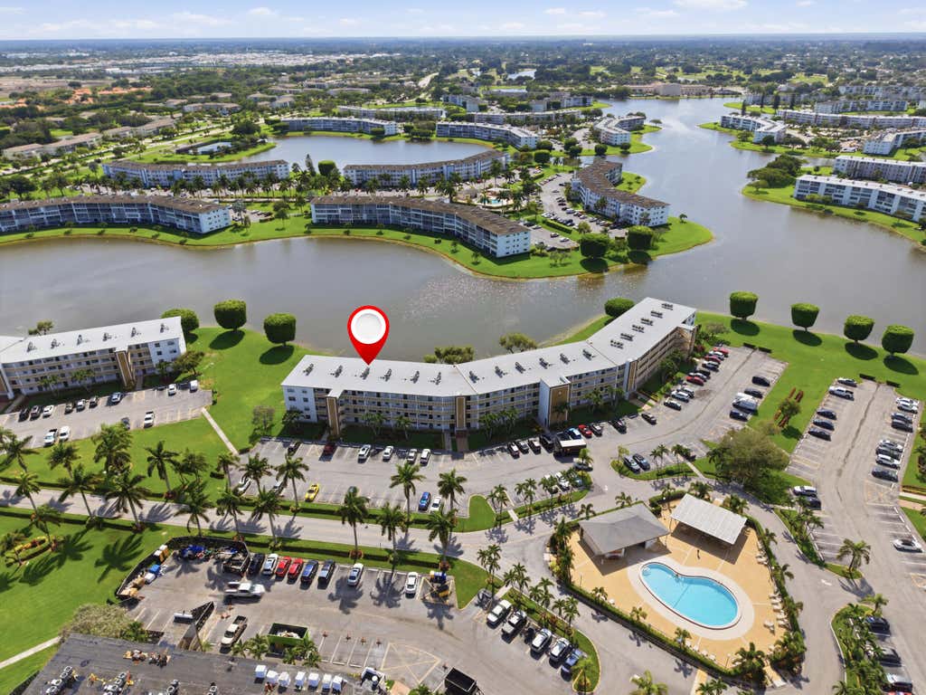Photo of 2069 Guildford D #D, Boca Raton, FL 33434 (MLS # B26066910)