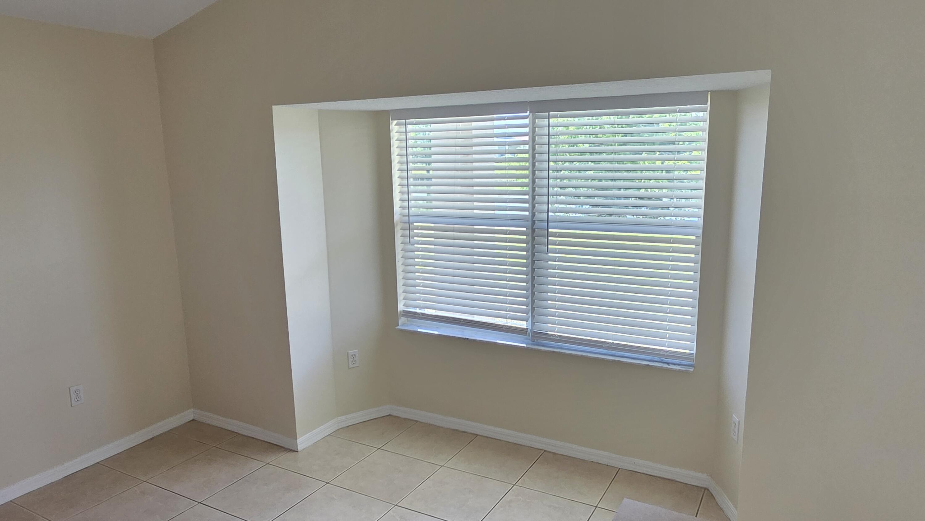 LAKEFOREST AT ST LUCIE WEST PHASE V - Residential