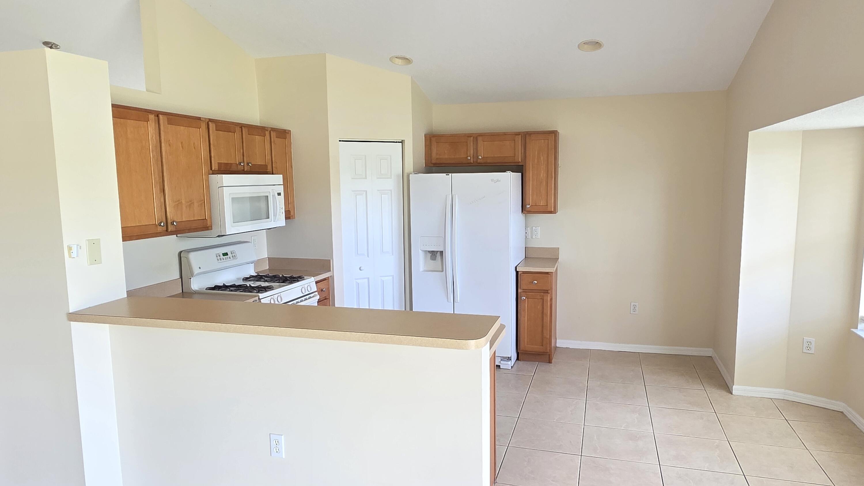 LAKEFOREST AT ST LUCIE WEST PHASE V - Residential