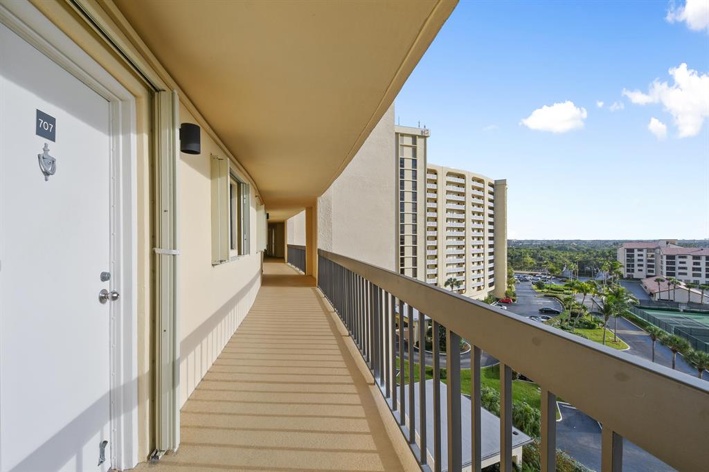 OCEAN TRAIL CONDO III - Residential