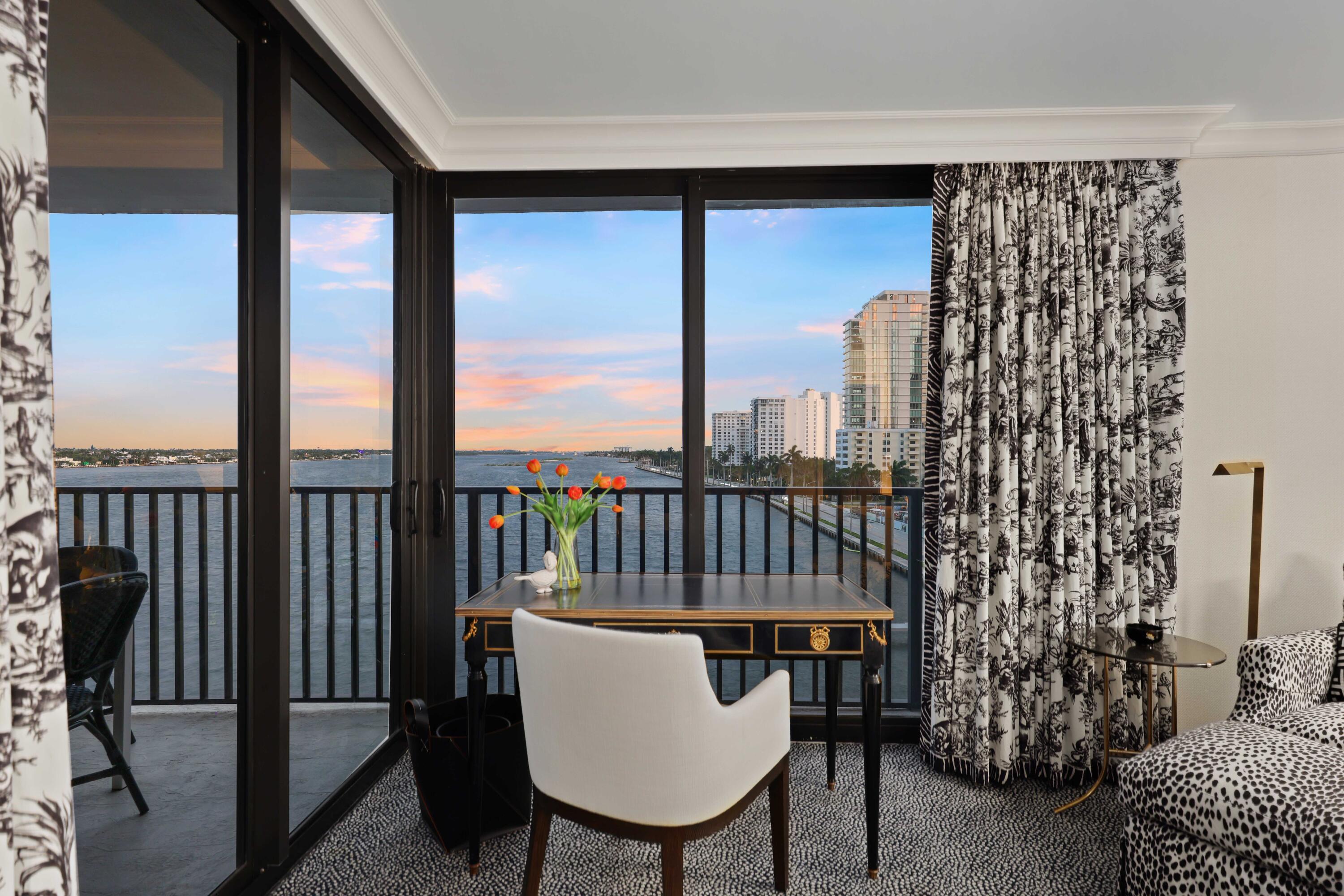 TRIANON CONDO - Residential