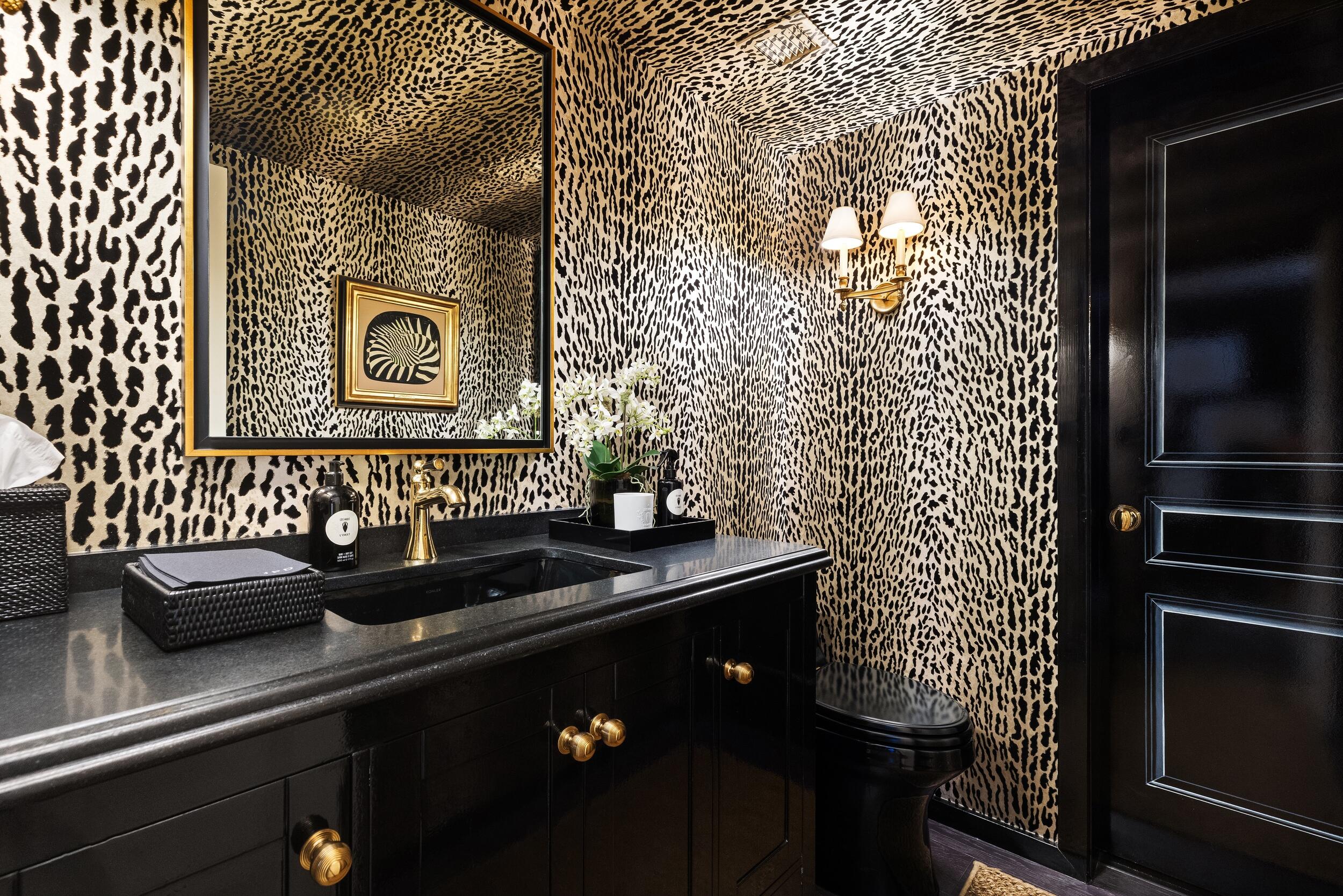 TRIANON CONDO - Residential