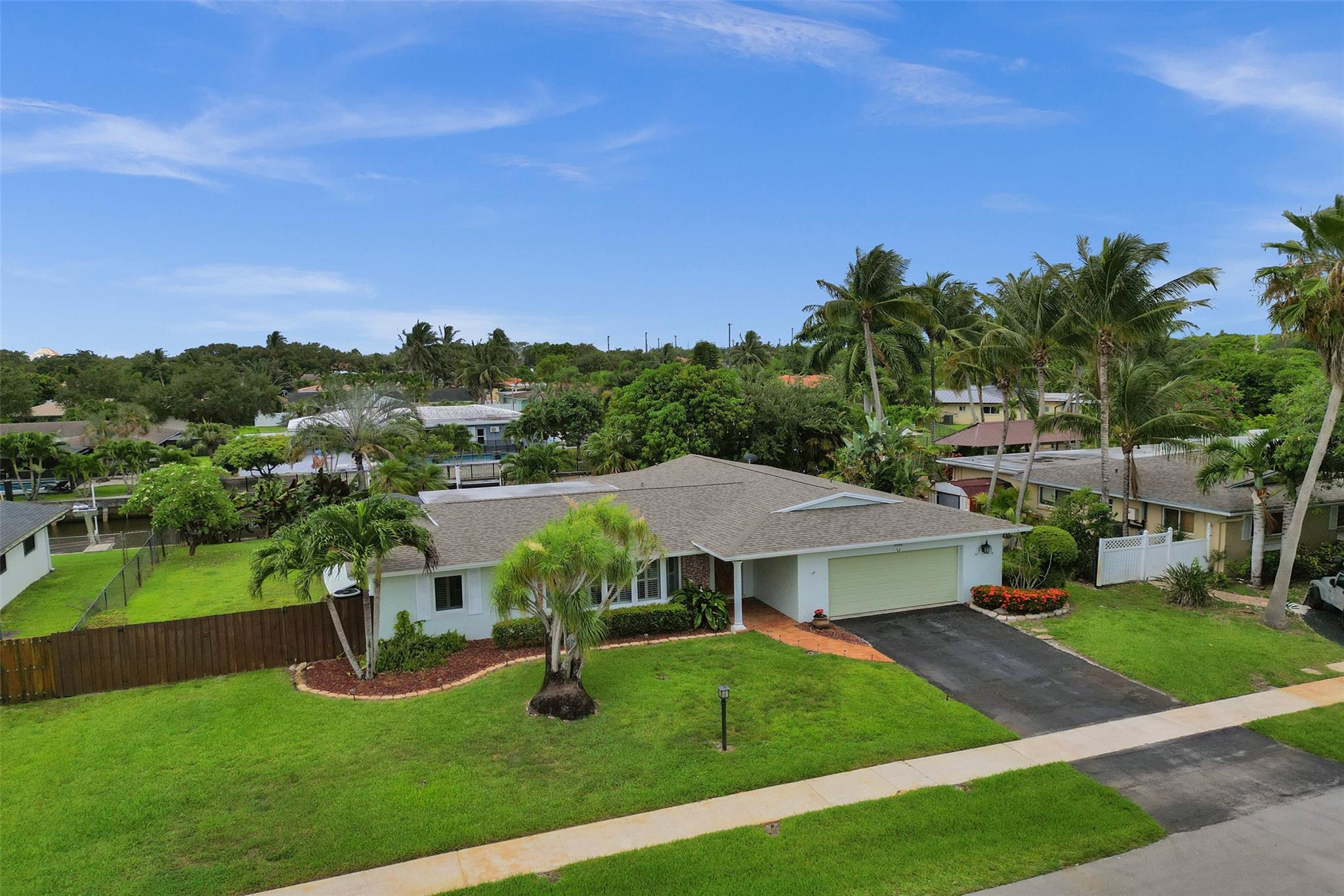 6000 SW 16th Ct