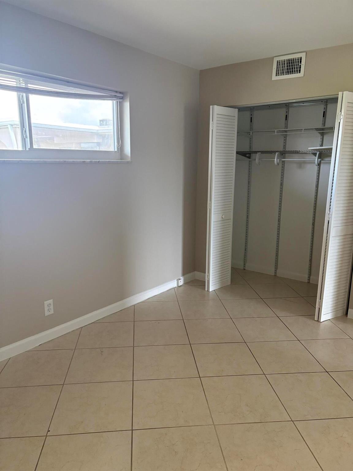 Lake Worth, Florida 33461, United States, 2 Bedrooms Bedrooms, ,1 BathroomBathrooms,Residential,Active,209525