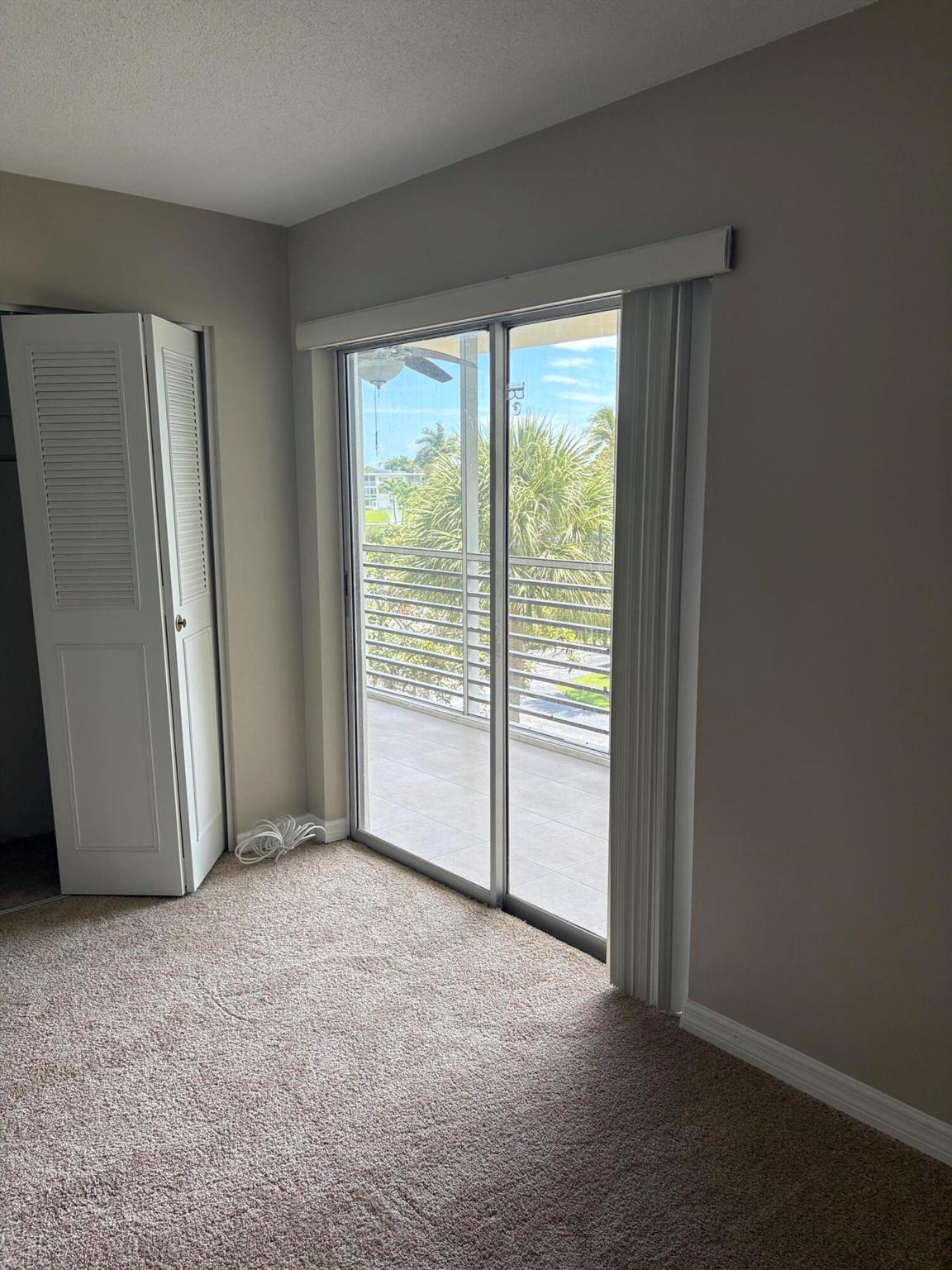 Lake Worth, Florida 33461, United States, 2 Bedrooms Bedrooms, ,1 BathroomBathrooms,Residential,Active,209525