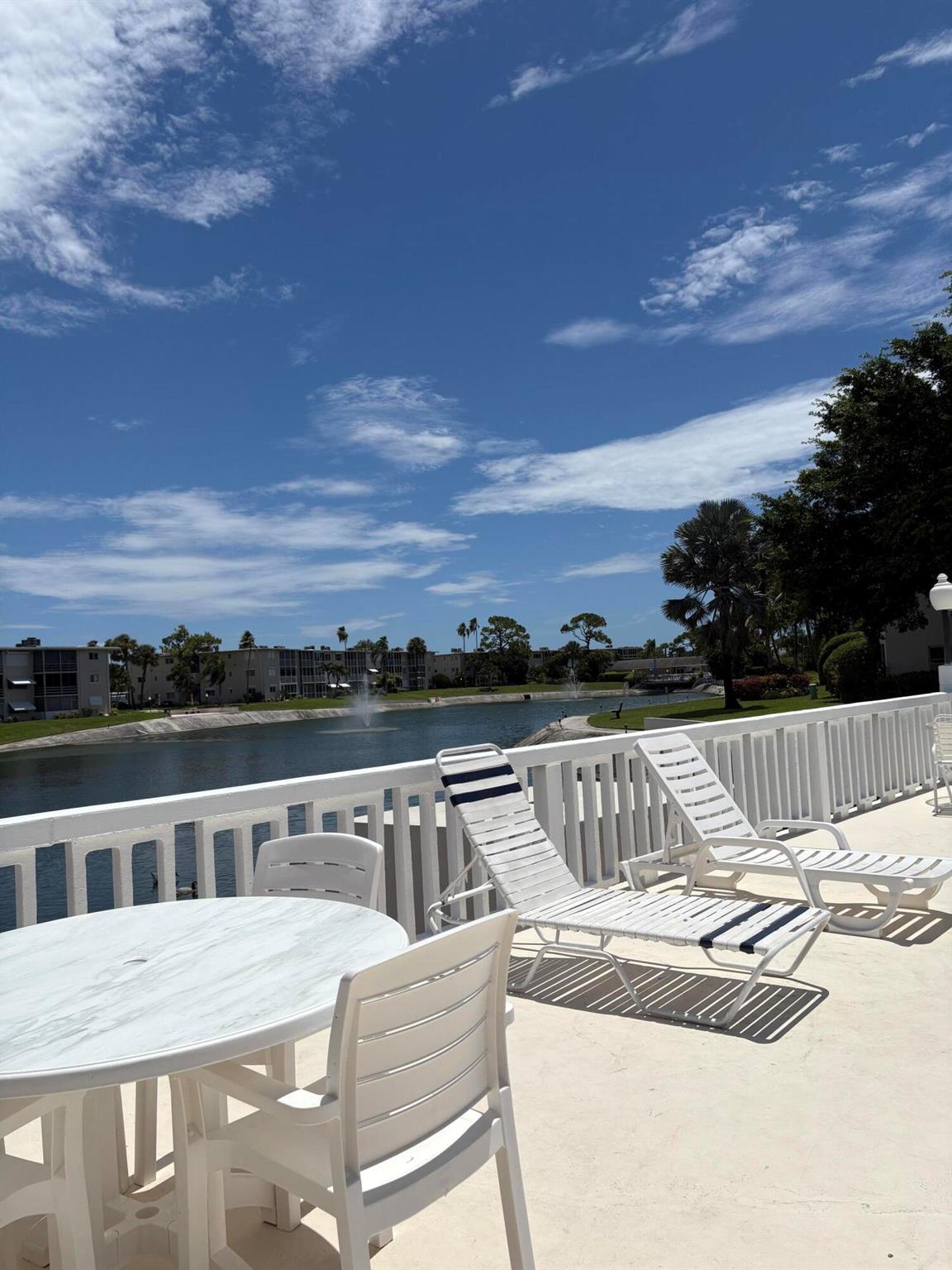 Lake Worth, Florida 33461, United States, 2 Bedrooms Bedrooms, ,1 BathroomBathrooms,Residential,Active,209525