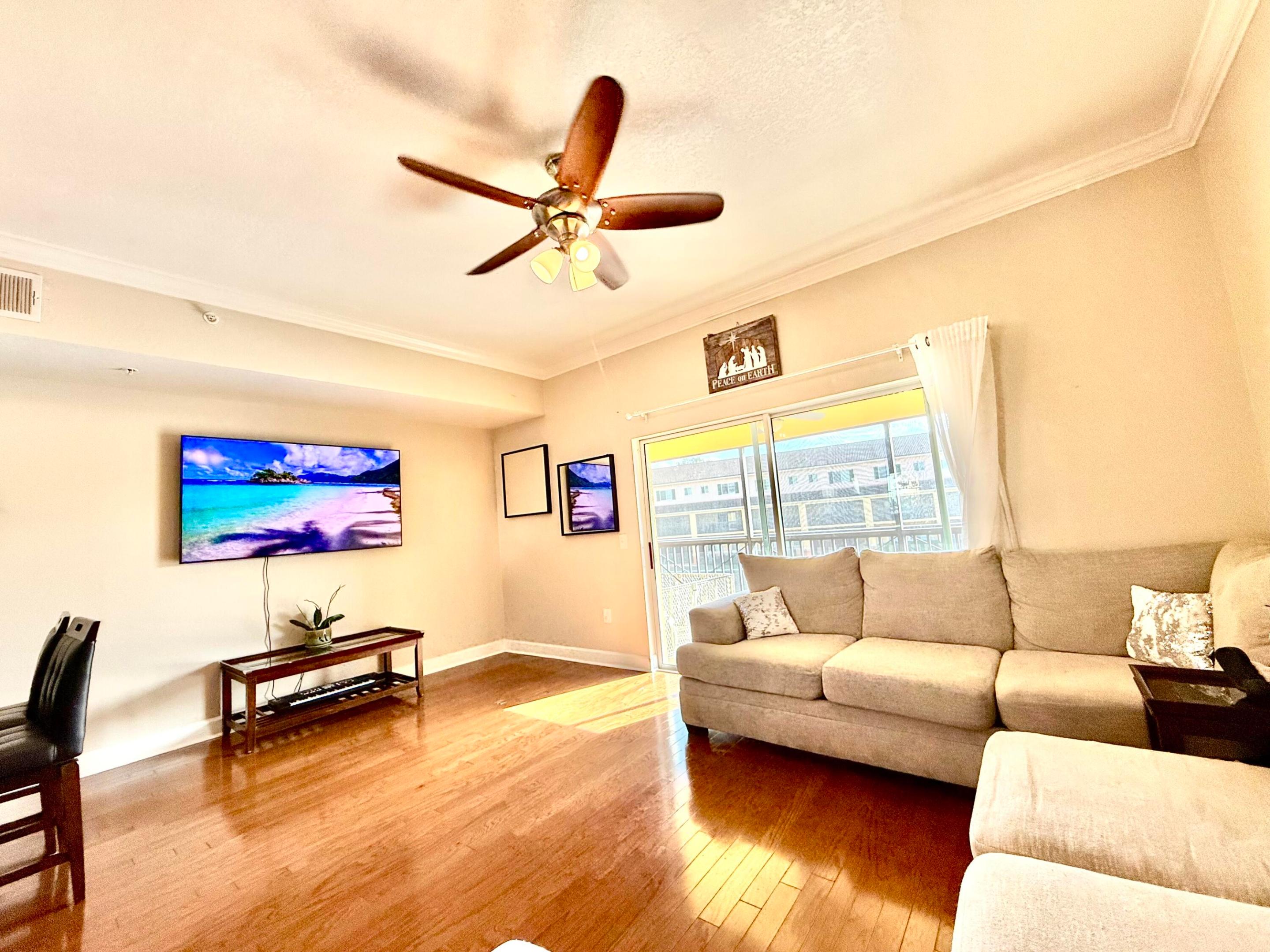 IL VILLAGIO CONDOMINIUM 16 - Residential