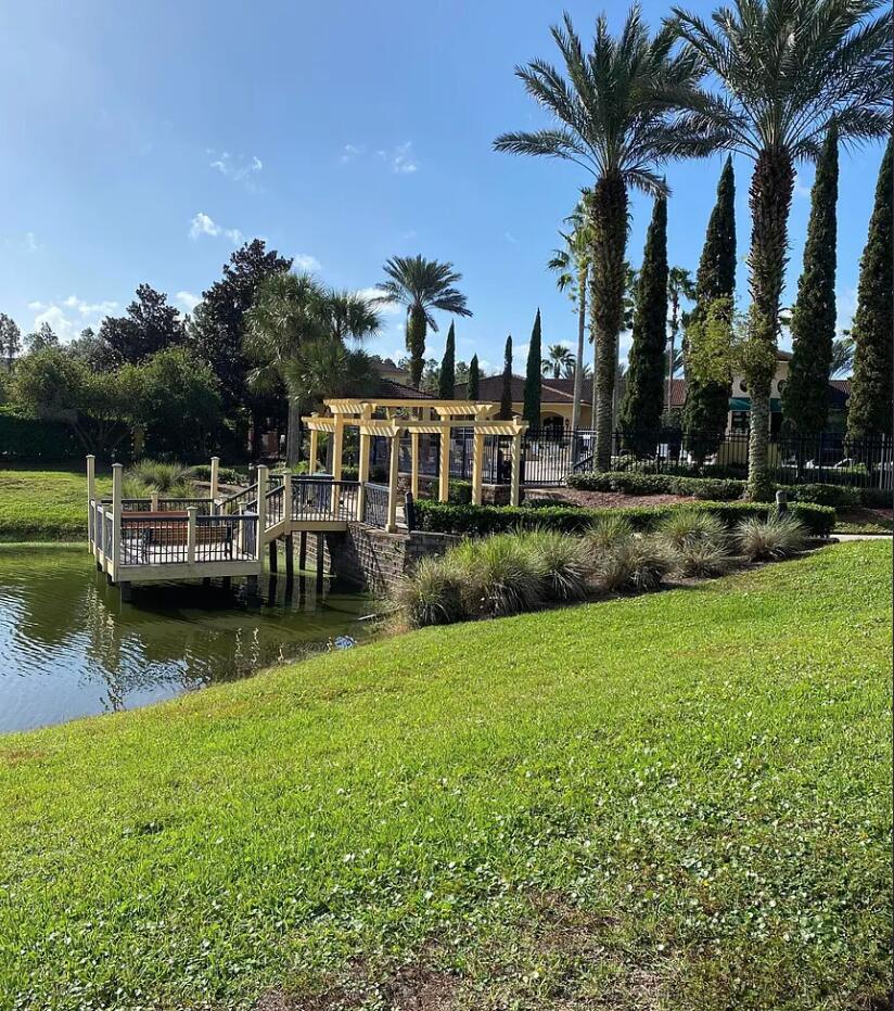 IL VILLAGIO CONDOMINIUM 16 - Residential