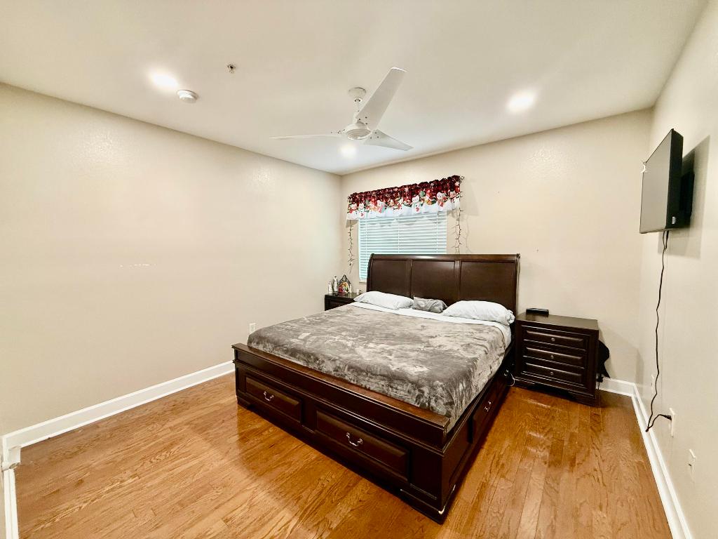 IL VILLAGIO CONDOMINIUM 16 - Residential