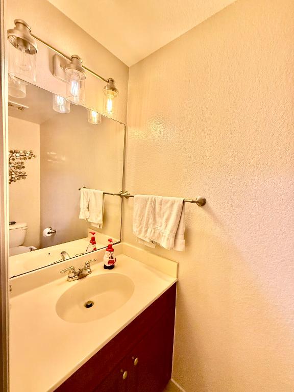 IL VILLAGIO CONDOMINIUM 16 - Residential