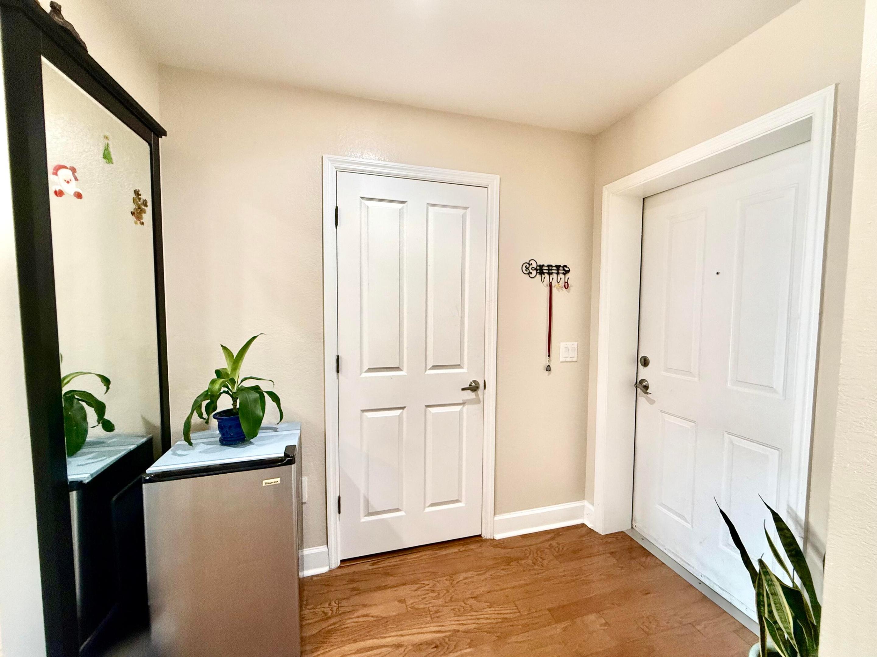 IL VILLAGIO CONDOMINIUM 16 - Residential