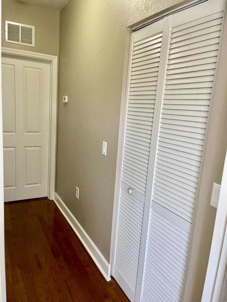 IL VILLAGIO CONDOMINIUM 16 - Residential