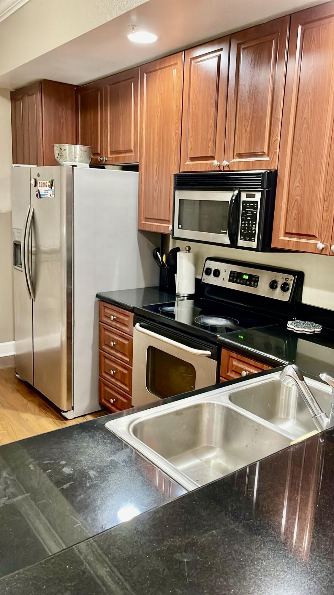 IL VILLAGIO CONDOMINIUM 16 - Residential