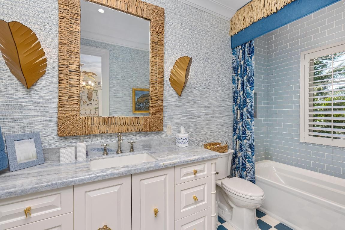 PALM BEACH ESTATES - Residential