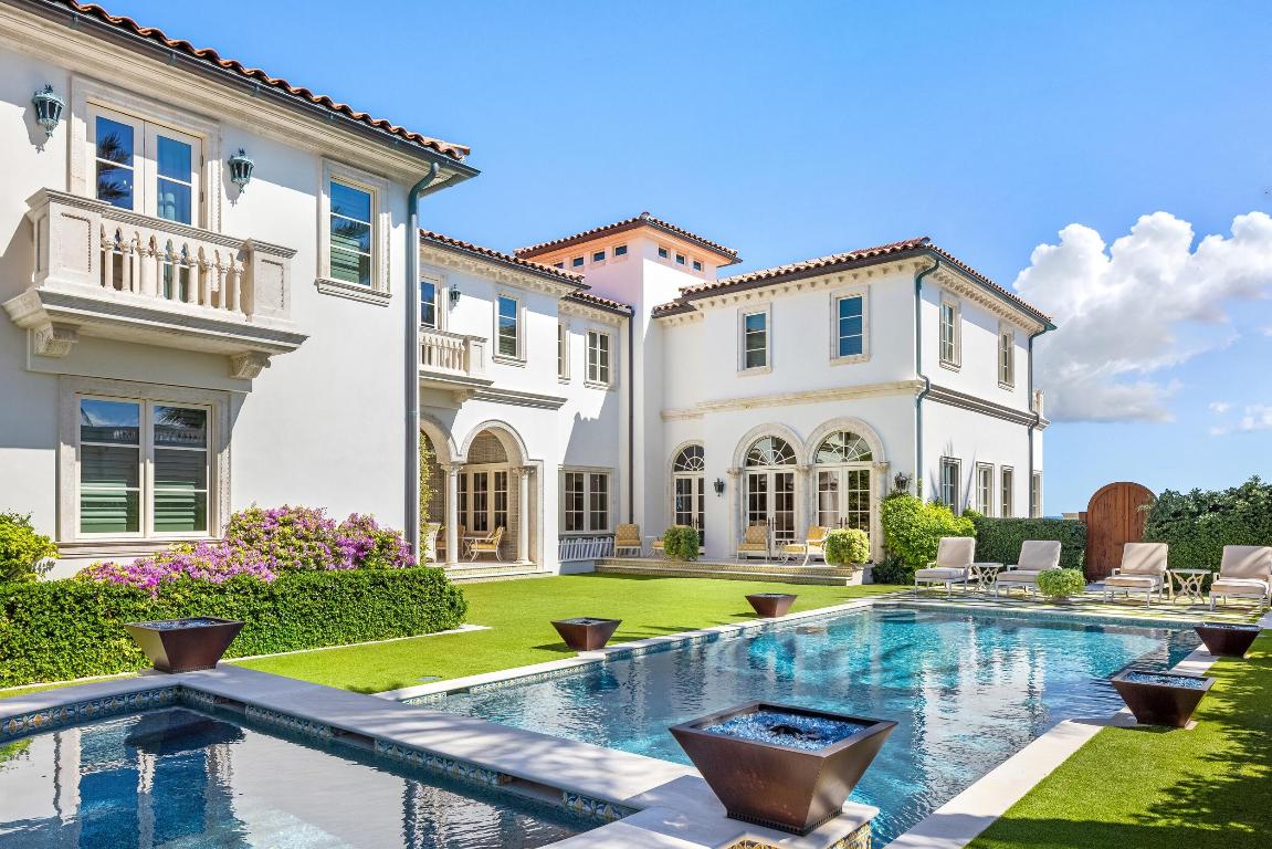 PALM BEACH ESTATES - Residential