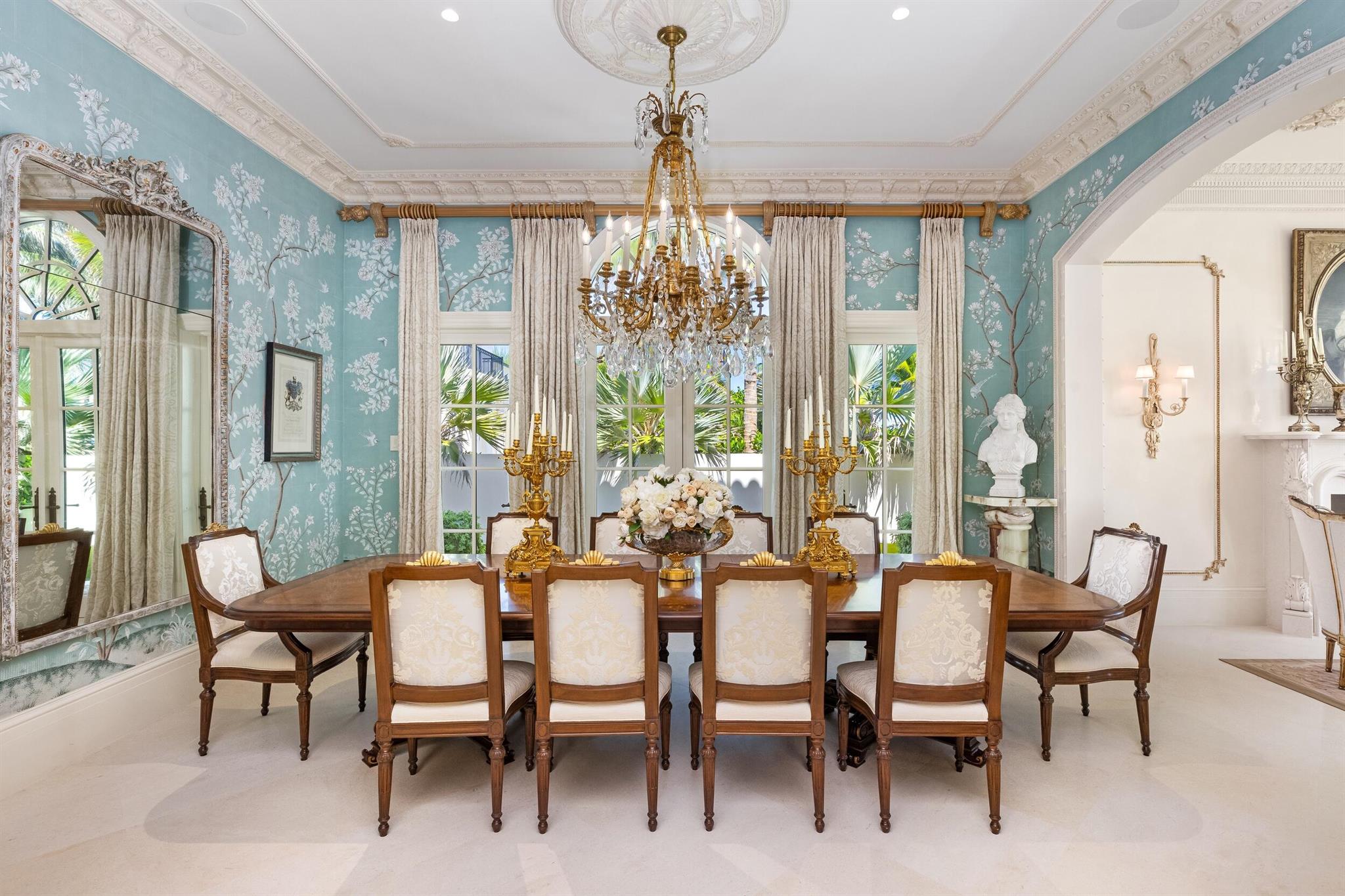 PALM BEACH ESTATES - Residential