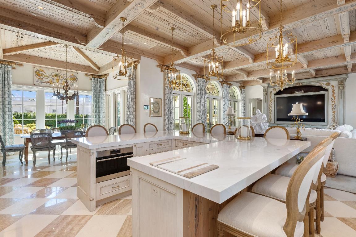 PALM BEACH ESTATES - Residential