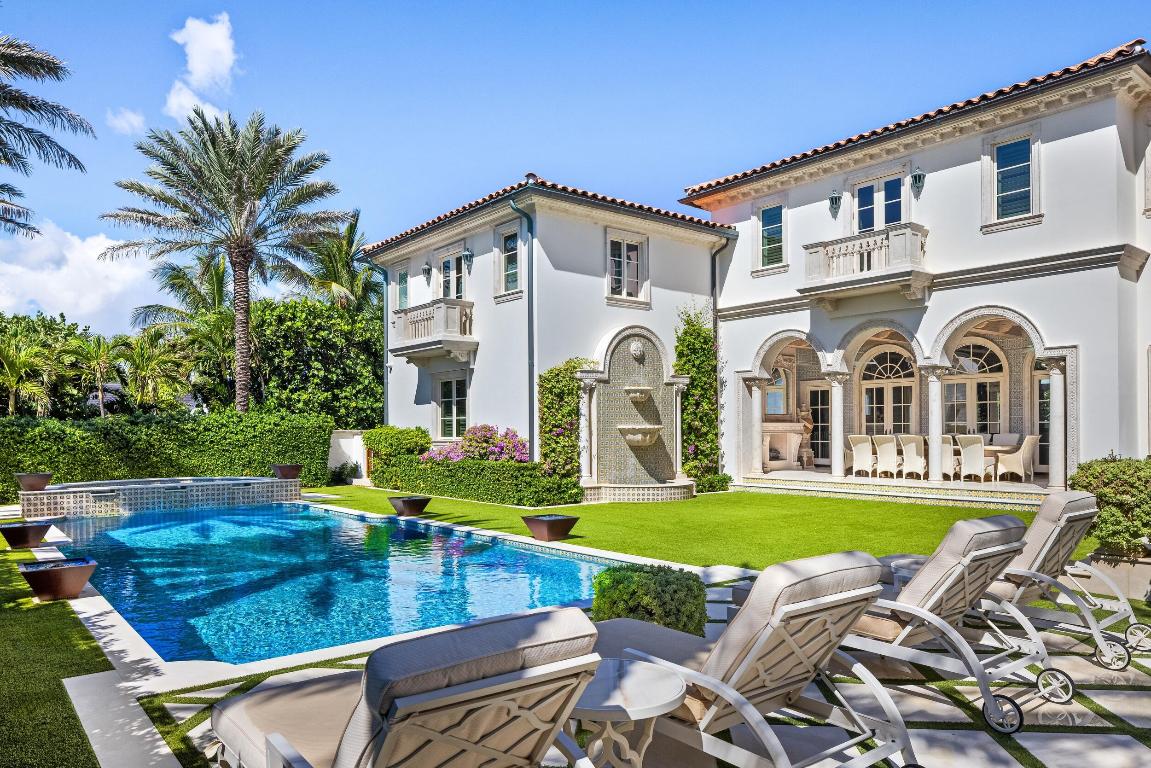 PALM BEACH ESTATES - Residential
