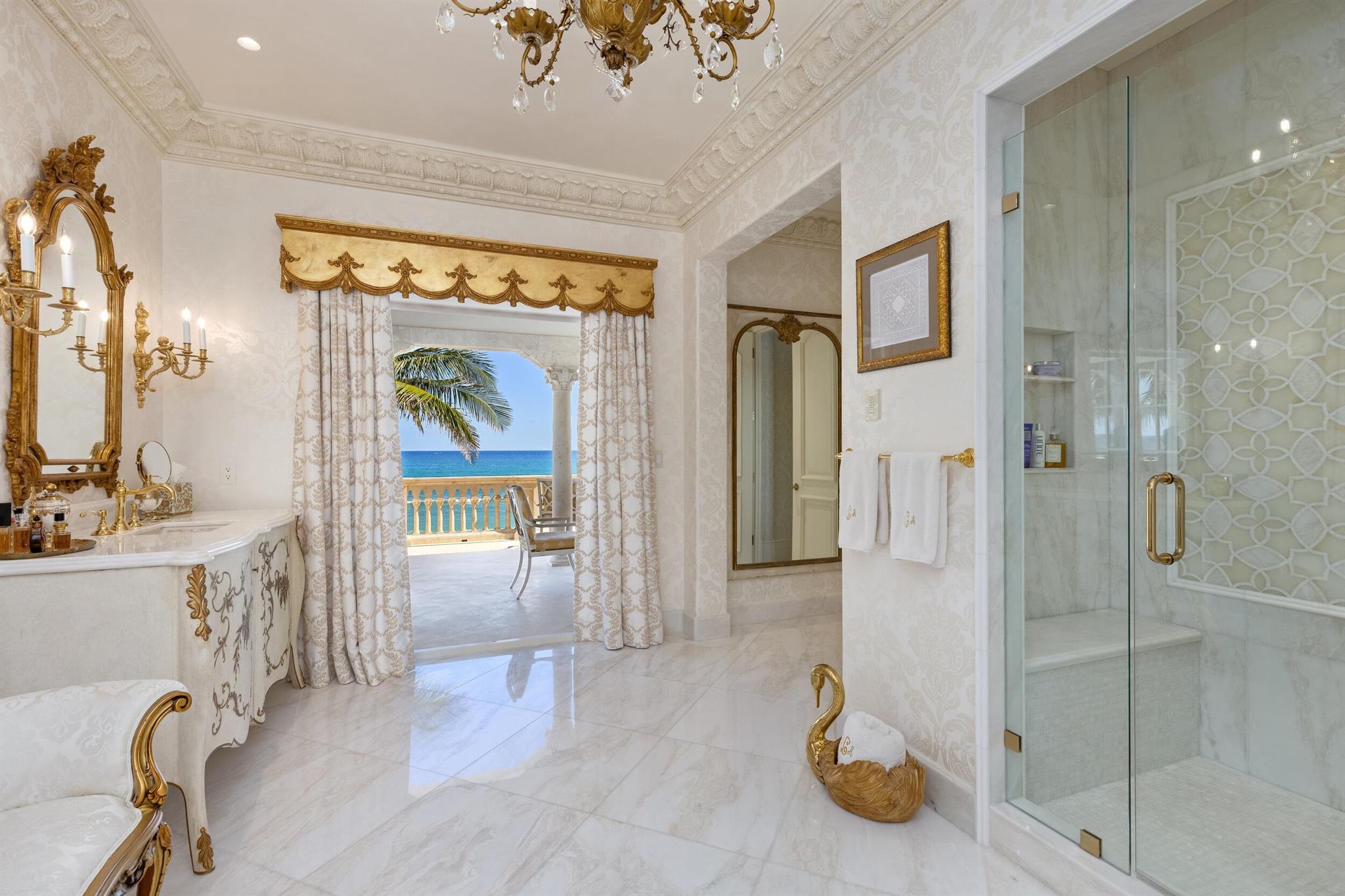 PALM BEACH ESTATES - Residential