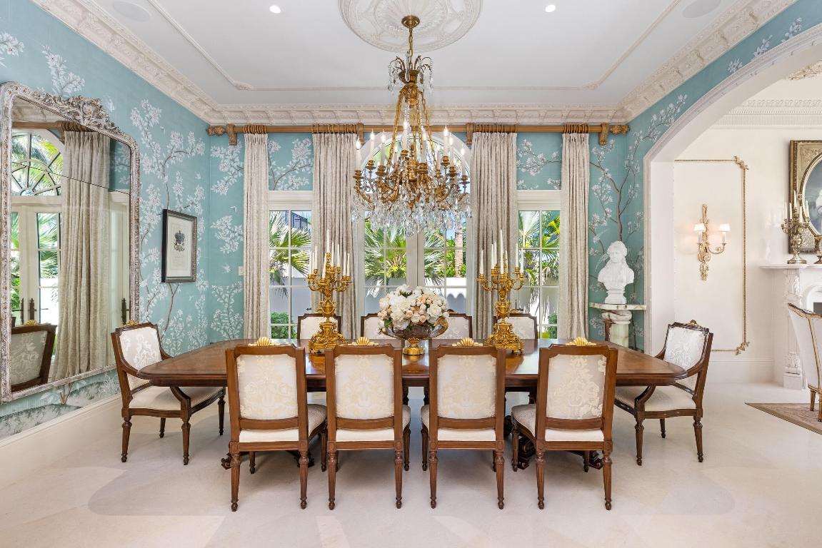 PALM BEACH ESTATES - Residential