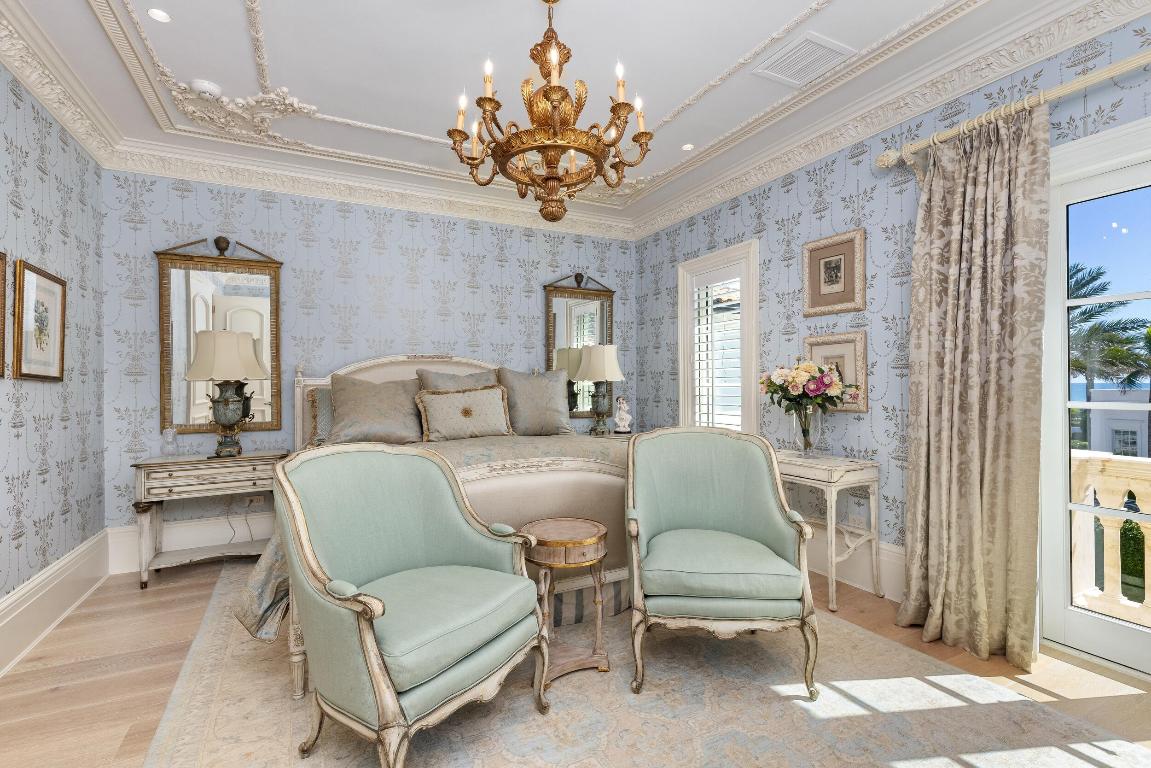 PALM BEACH ESTATES - Residential